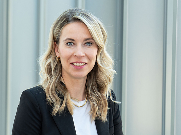 Portraitfoto Annett Samujlo, Assistentin der Verbandsleitung des SVRP
