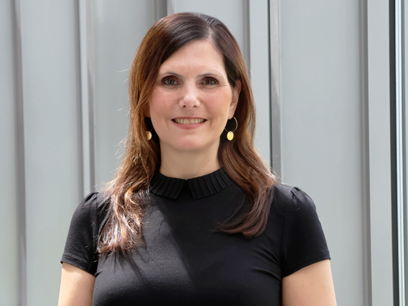 Portraitfoto Claudia Schirmer