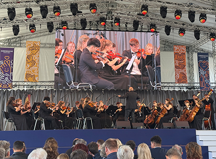 Bühnenauftritt des Landesjugendorchesters Rheinland-Pfalz beim Bürgerfest des Bundespräsidenten am 12.09.2025