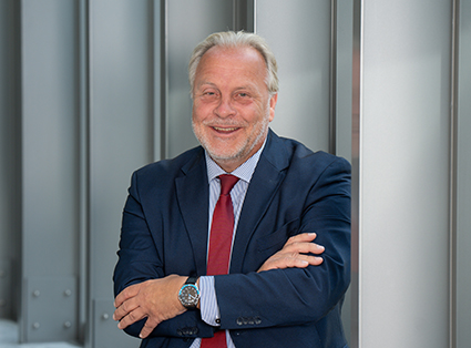 Portraitaufnahme von Herrn Dietmar Schmitz, Leiter der Sparkassenakademie Rheinland-Pfalz