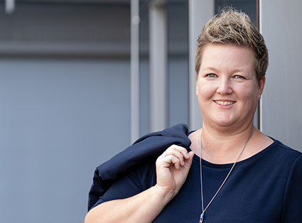Portraitaufnahme von Frau Susanne Weber-Preuß, Gruppenleiterin Markt beim SVRP